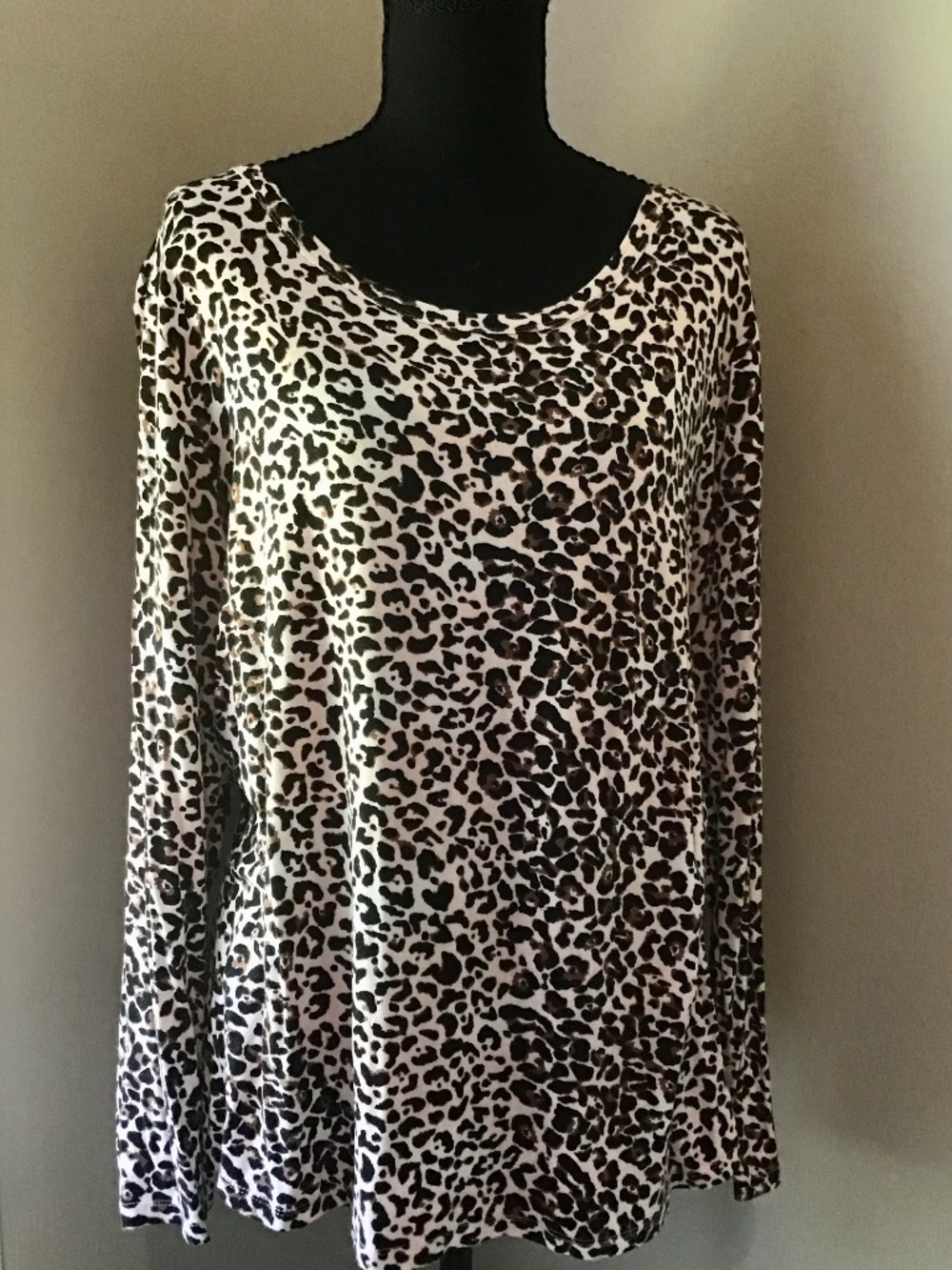 Maurice’s, Size X-LARGE, leopard print